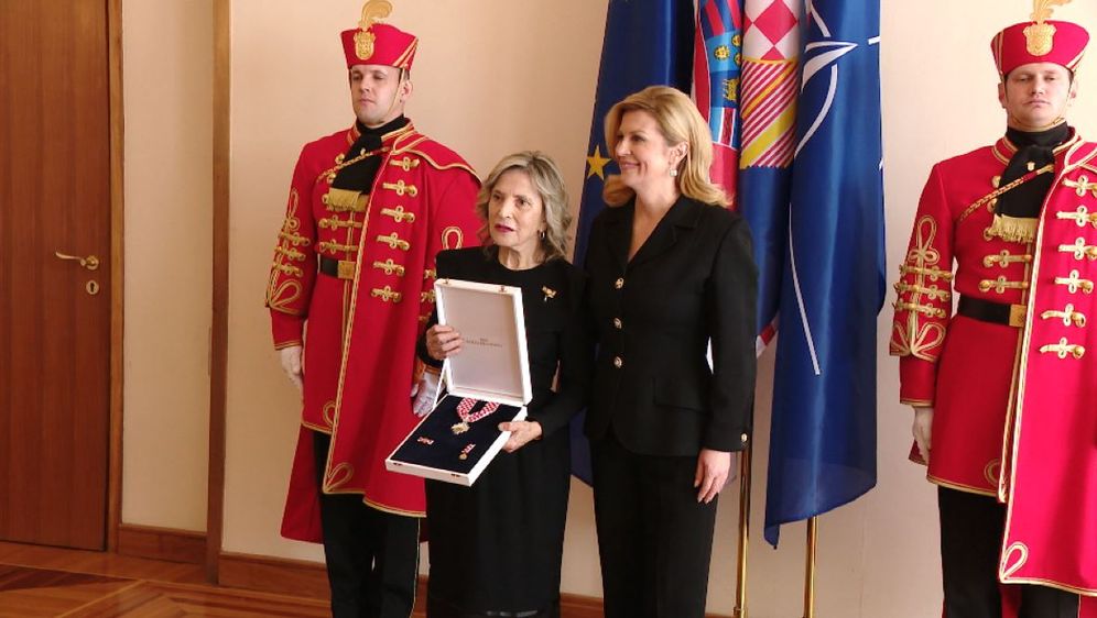 Predsjednica odlikovala povjesničarku Gitman (Foto: Dnenvik.hr)