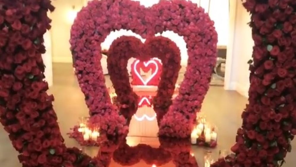 Valentinovo Kylie Jenner i Travisa Scotta (Foto: Instagram)