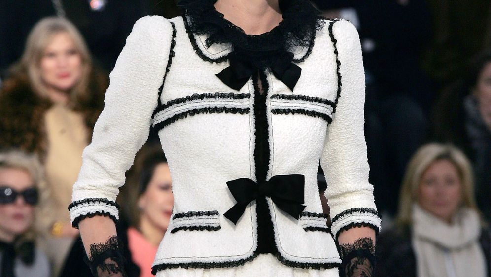 Kostim Karla Lagerfelda za Chanel, proljeće/ljeto 2006.