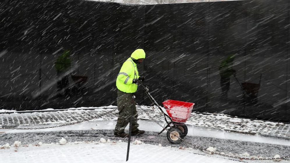 Snježna oluja u SAD-u (Foto: AFP)