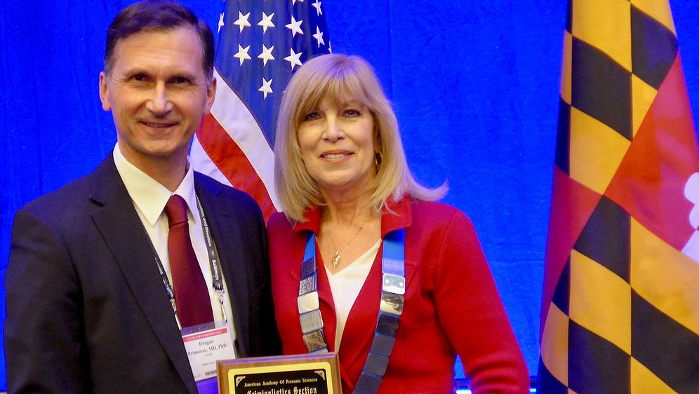 Dragan Primorac i Susan Ballou, predsjednica AAFS-a