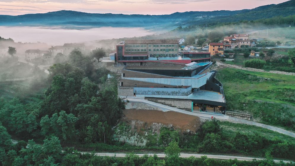 Roxanich Wine & Heritage Hotel - 9