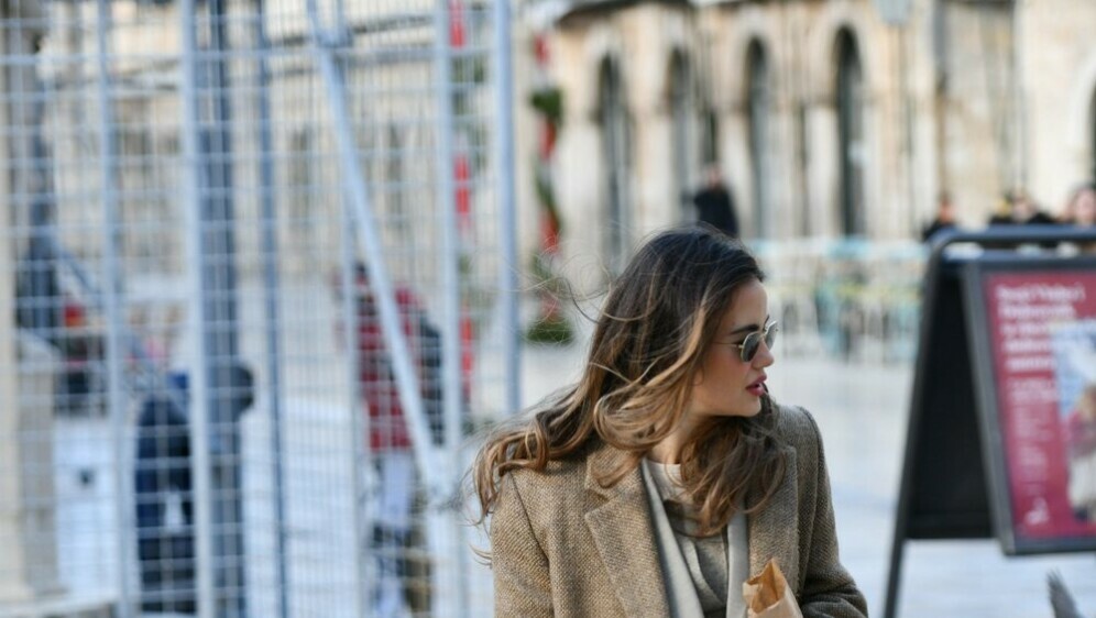 Adriana Ćaleta-Car sa sestrom i sinom - 3