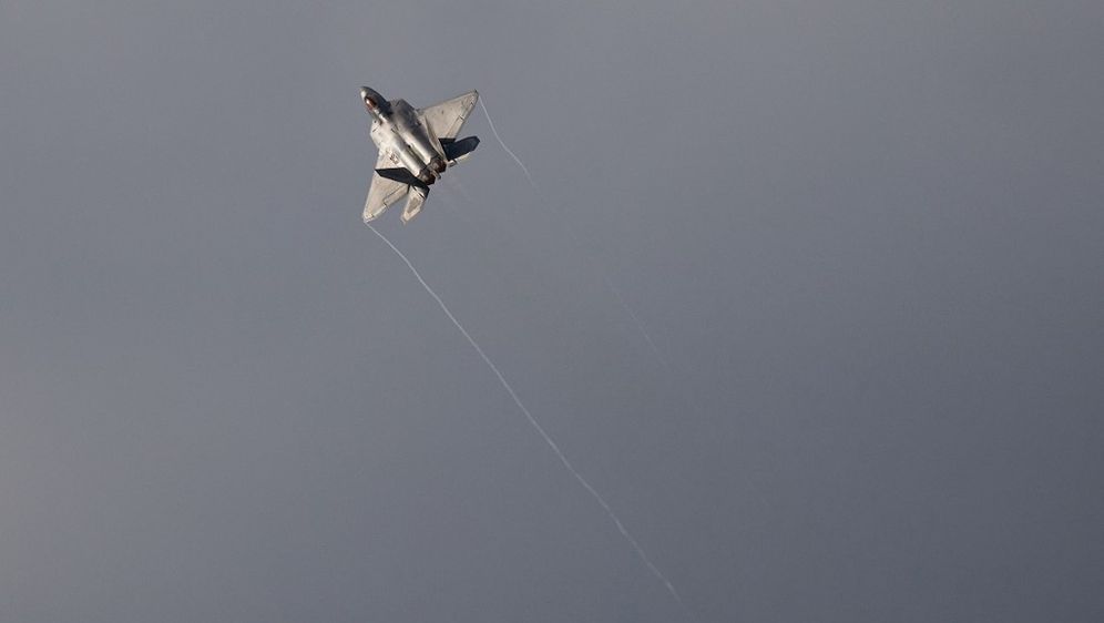 F-22 Raptor