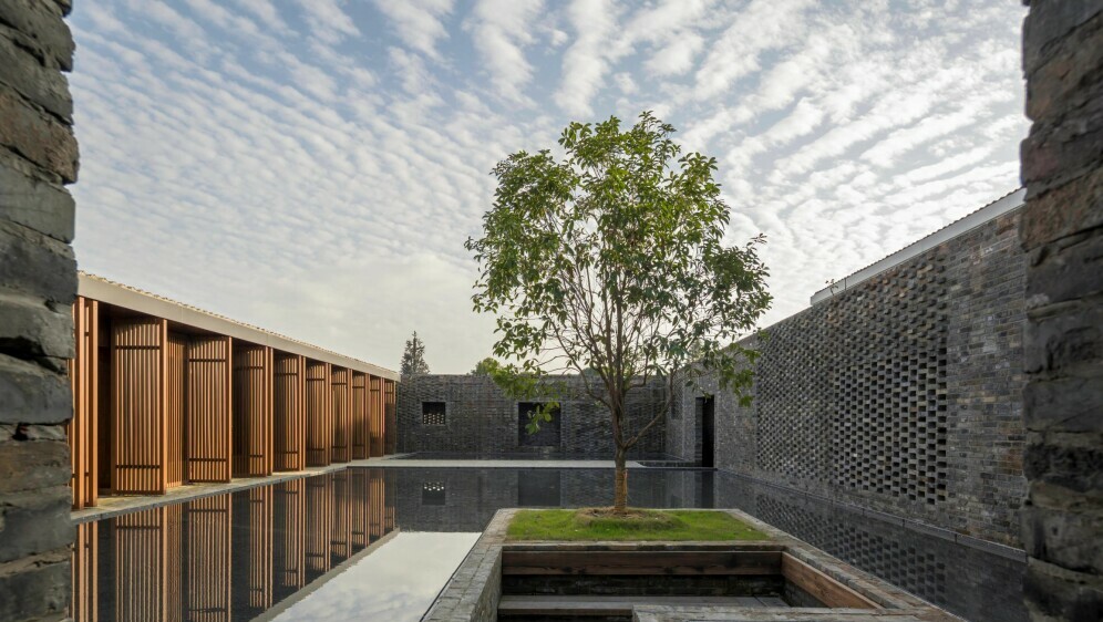 Brick Award 22: The Brick Wall - Tsingpu Yangzhou Retreat, Yangzhou – China