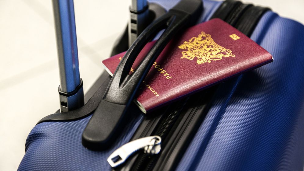 Kofer i putovnica