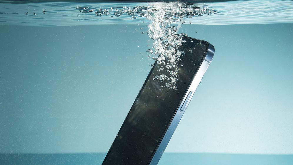 Telefon u vodi