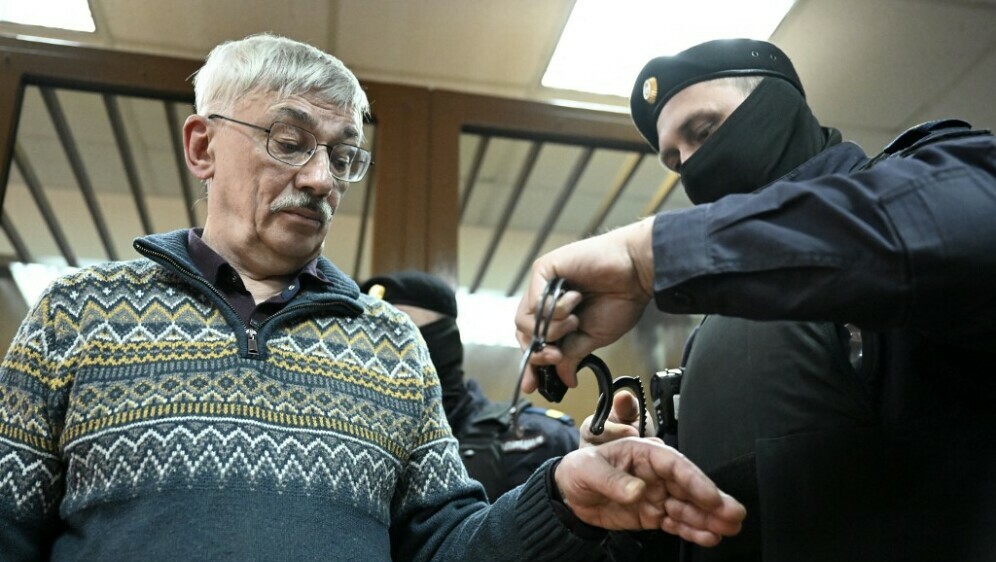 Oleg Orlov osuđen na dvije i pol godine