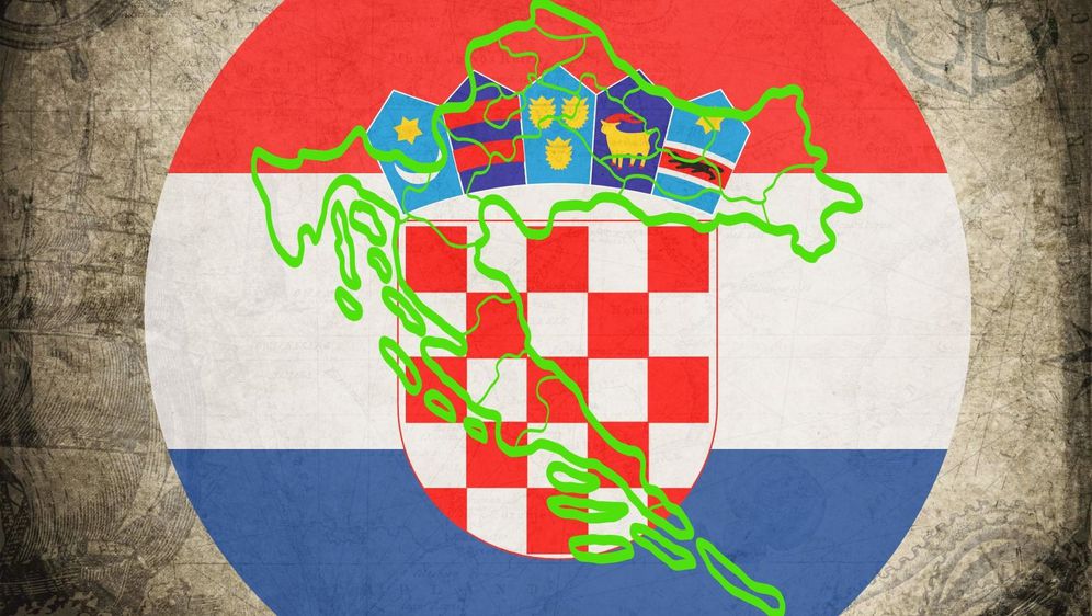 hrvatska zastava s grbom u krugu na pozadini od papira nalik na kartu i obrisa hrvatske s označenim županijama