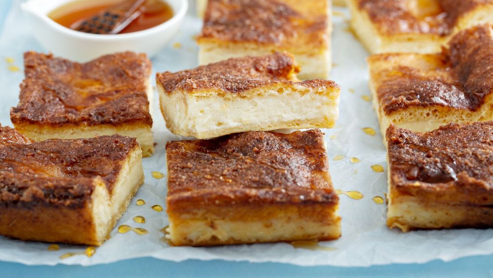 Kolač od sira s cimetom i medom