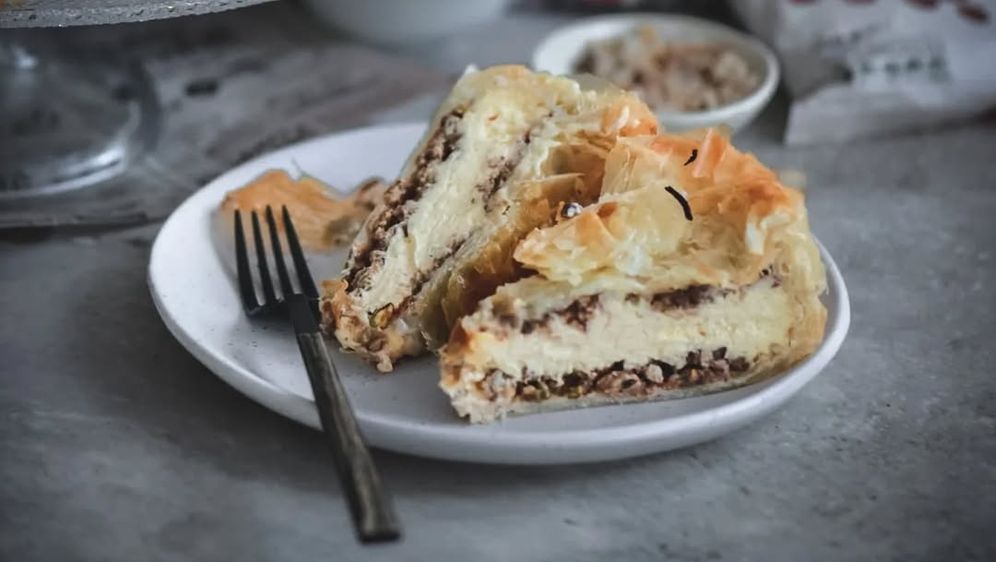Baklava cheesecake