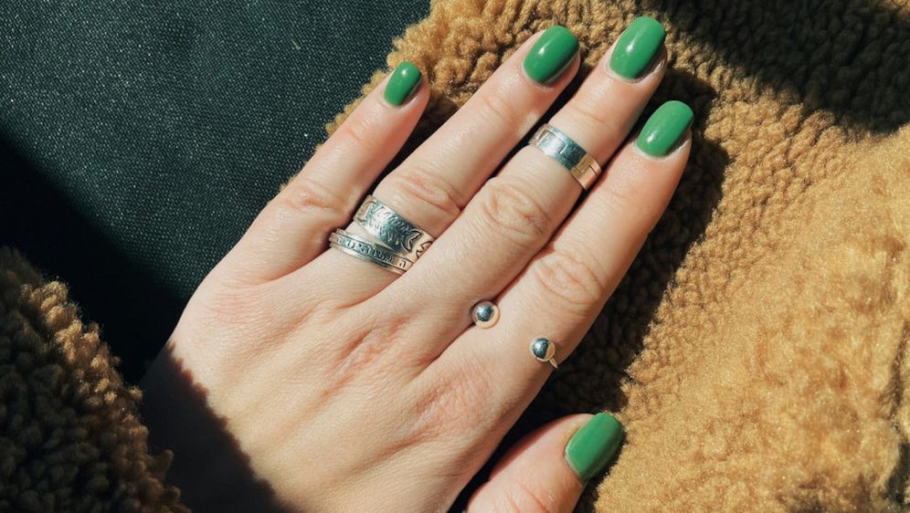Zelena manikura
