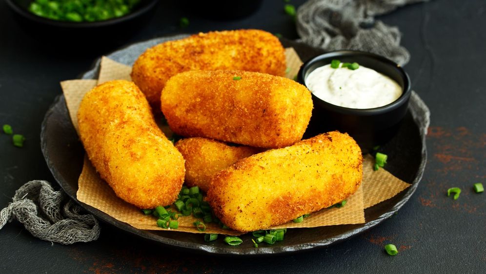 Kroketi sa sirom i porilukom