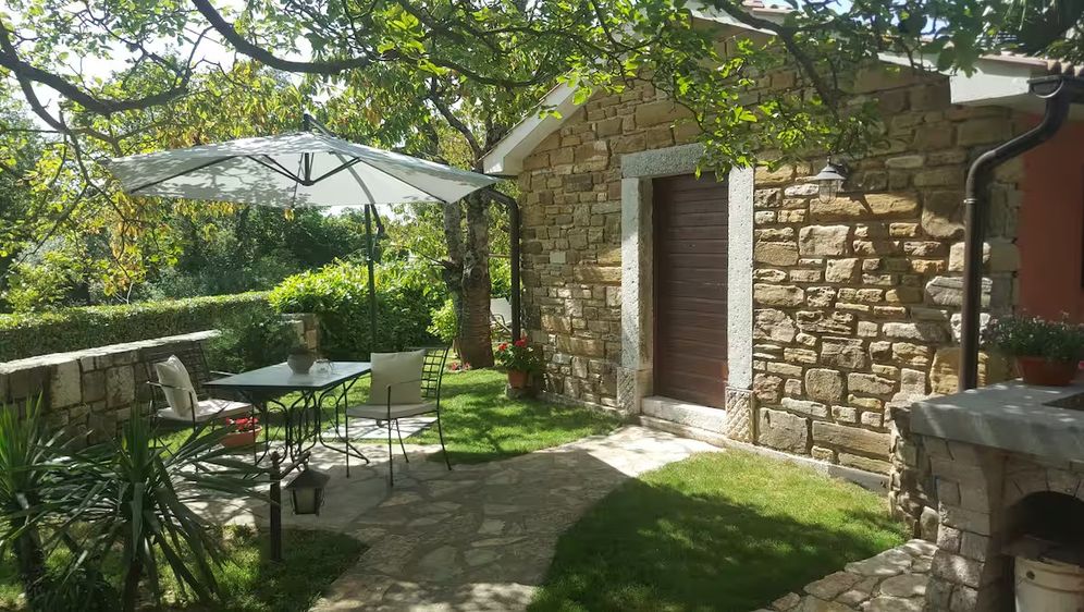 Kamena kućica od 28 kvadrata u Gračišću, Istra - 2