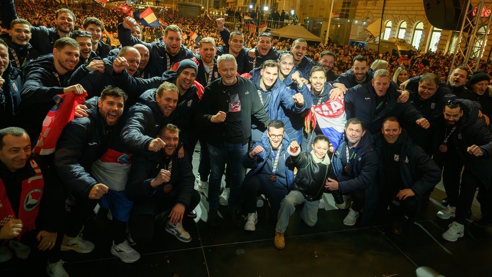 Rukometaši i Marko Perković Thompson