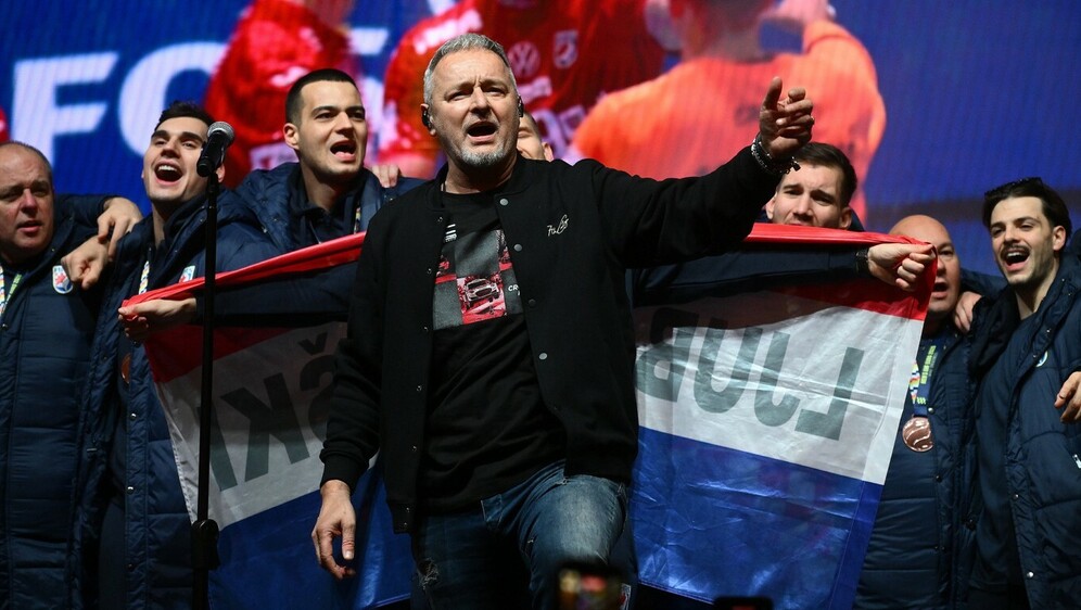 Marko Perković Thompson i rukometaši