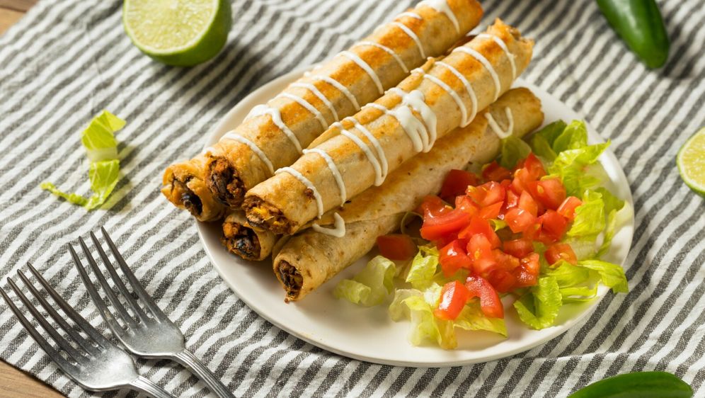 Hrskave tortilje punjene piletinom i sirom