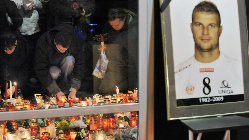 Svijeće za Mariana Cozmu