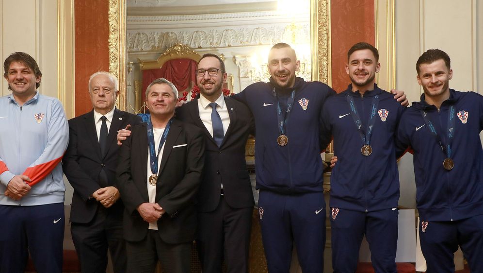 Kujtim Morina, Boris Durlen, Marinko Mavrović, Tomislav Tomašević, Ante Piplica, Nikola Gudasić i Kristian Čekol