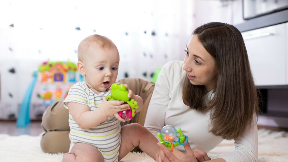 Prva godina bebina života puna je razvojnih miljokaza
