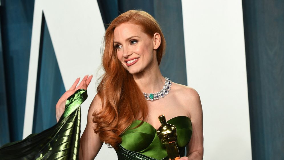 Jessica Chastain na dodjeli Oscara 2022. godine - 10