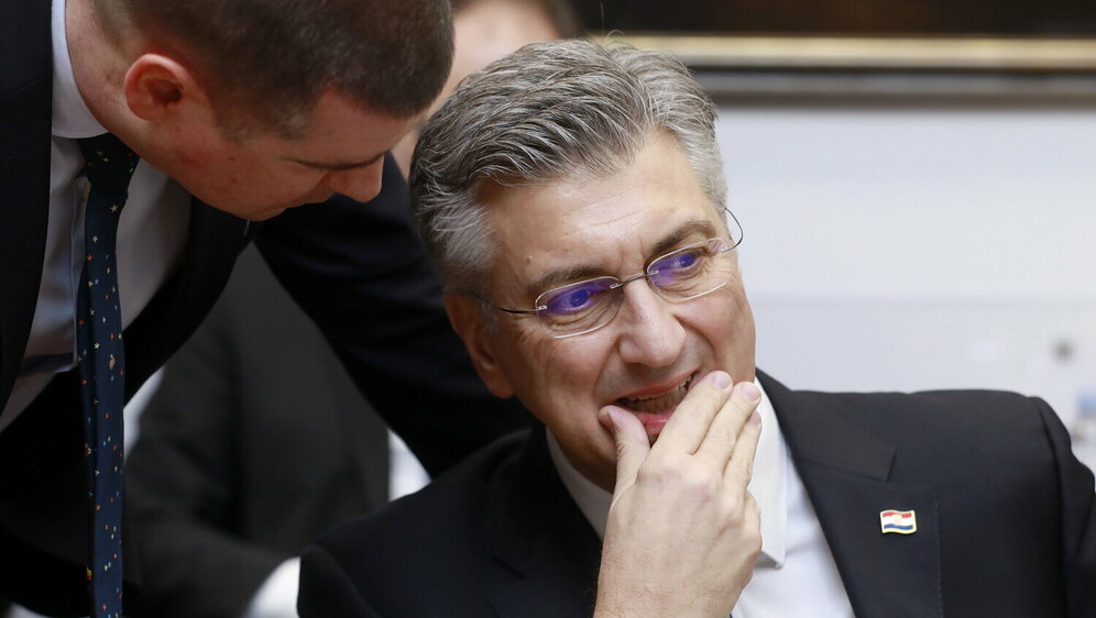 Odbori Hrvatskog sabora glasaju o povjerenju dr. Ružiću - 9