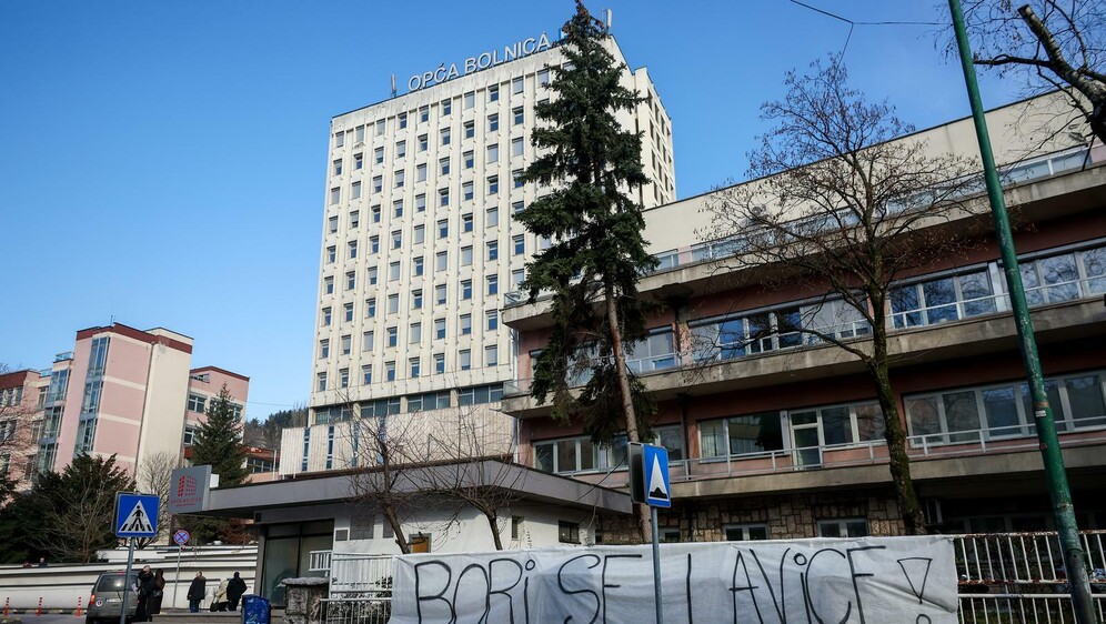 Podrška djevojci ozlijeđenoj u tramvajskoj nesreći u Sarajevu