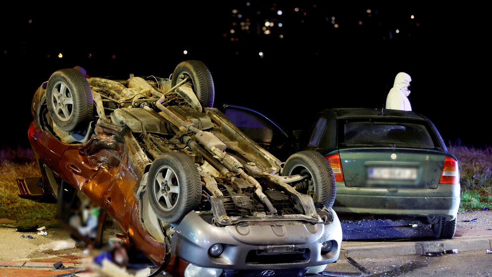 Prometna nesreća - 4