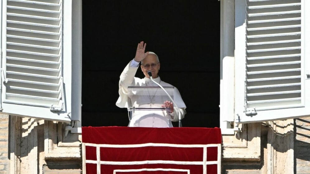 Papa Lav XIV.