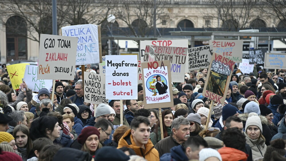 Prosvjed protiv gradnje velikih farmi i klaonica pilića u Sisačko-moslavačkoj županiji