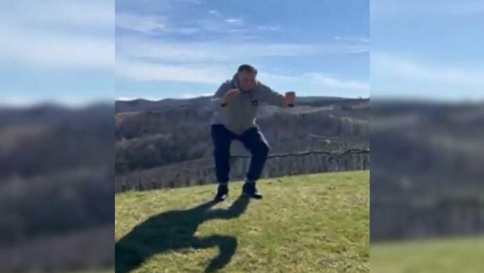 Milorad Dodik vježba