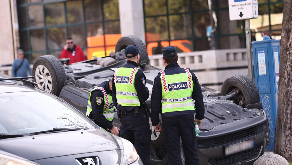 Prometna nesreća na Mažuranićevom šetalištu u Splitu - 6