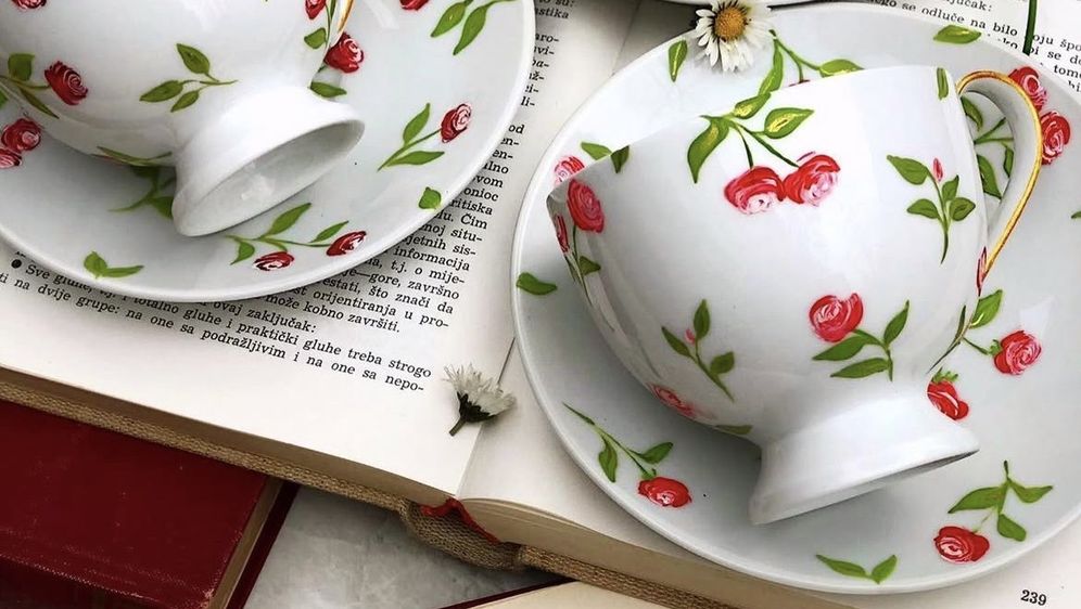 Brend Porcelanija ima prelijepo oslikane šalice i ostalo posuđe - 4