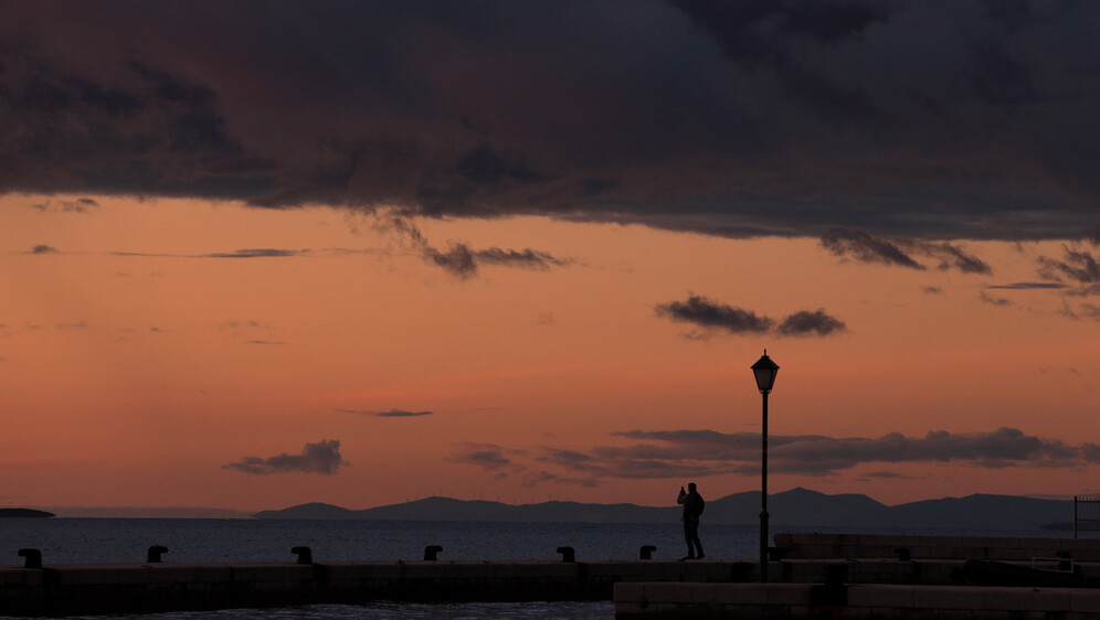 Zalazak nad Bračkim kanalom