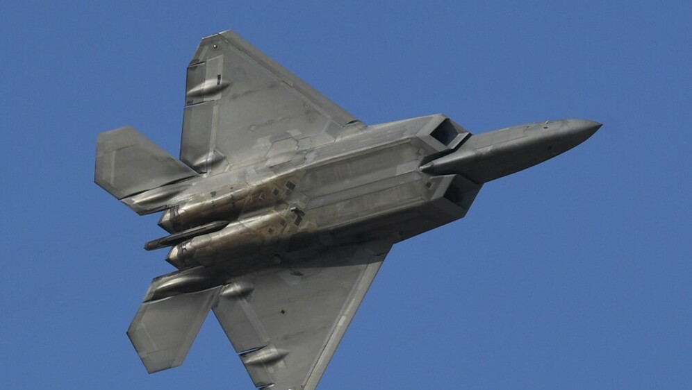 F-22 Raptor - 3