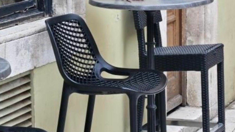 Neobična scenu u kafiću u Šibeniku