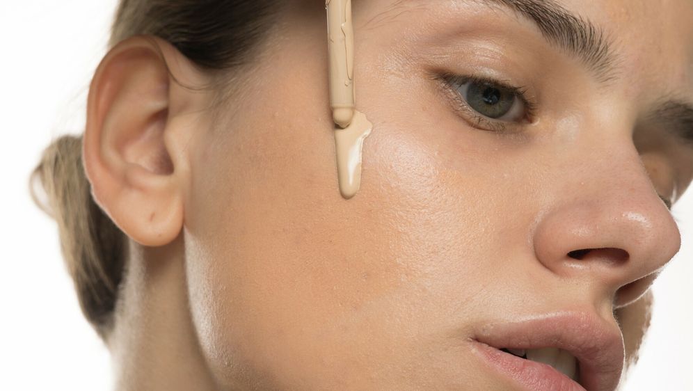 Tonirani serumi spajaju njegu kože i prekrivanje