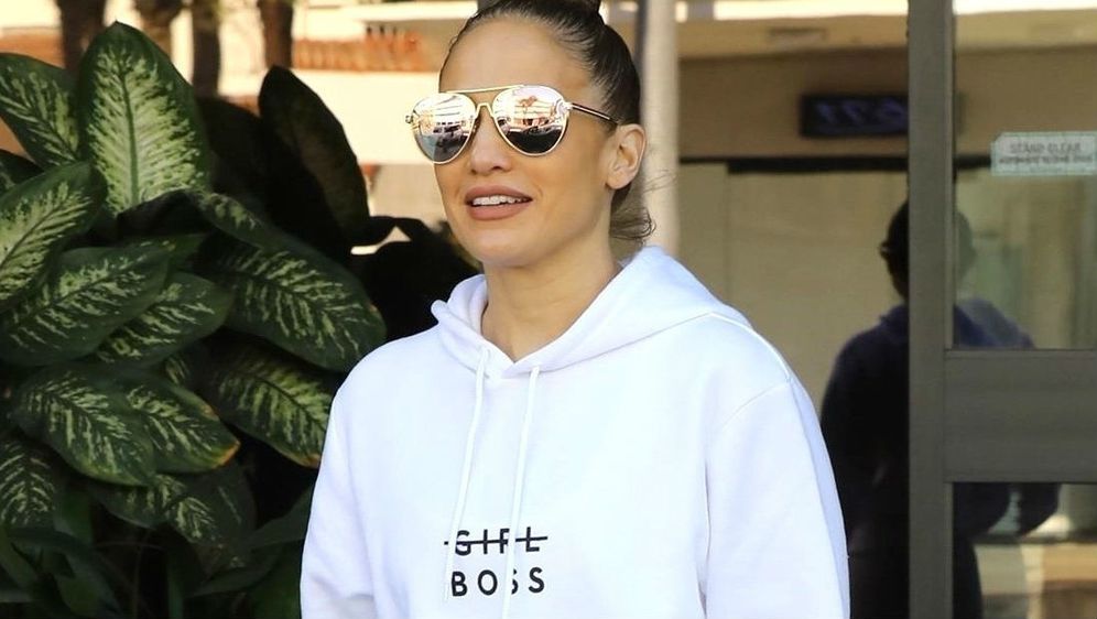 Jennifer Lopez u sportskom izdanju