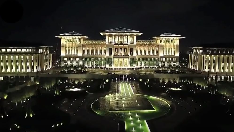 Bijela palača (Screenshot)
