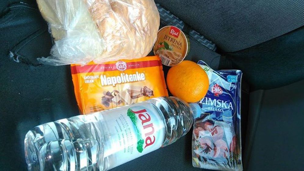 Lunch-paket (Foto: Sinidkat policijskih službenika)