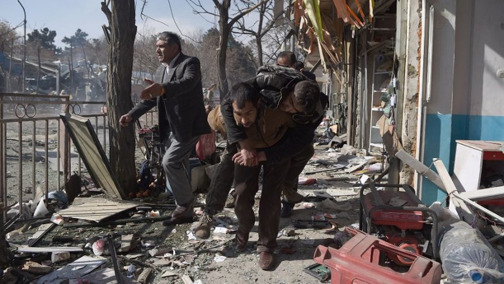 Saomubilački napad u Kabulu (Foto:AFP)