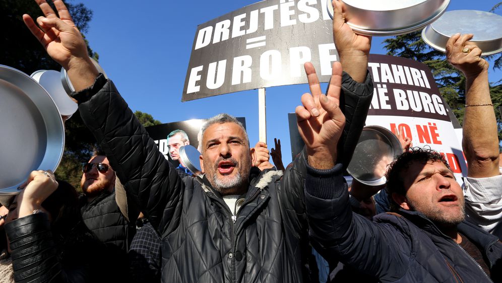 Prosvjedi u Albaniji (Foto: AFP)