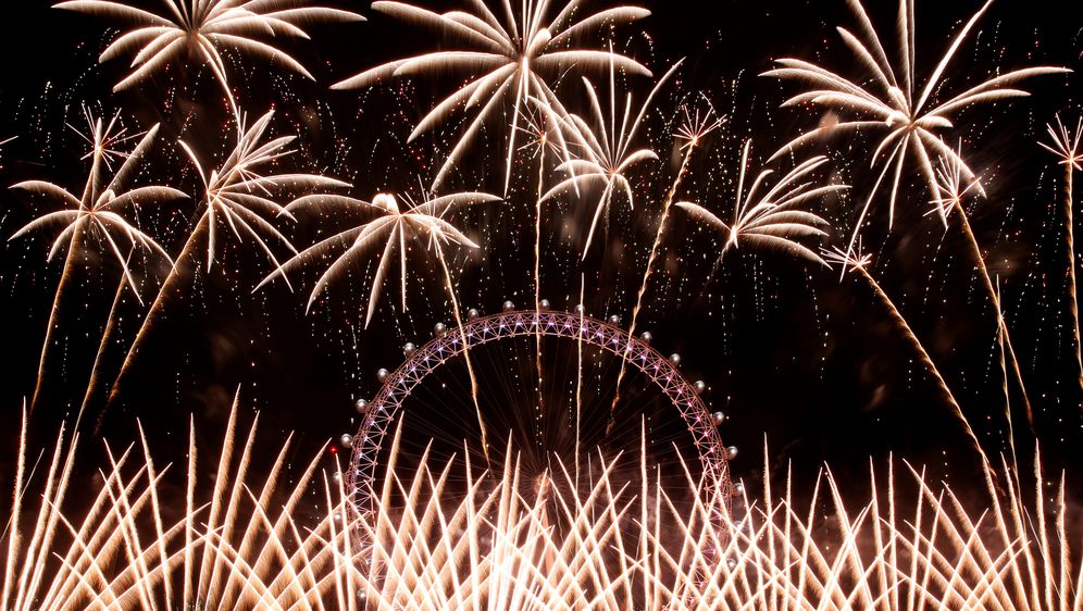 Spektakularan vatromet u Londonu (Foto: AFP)