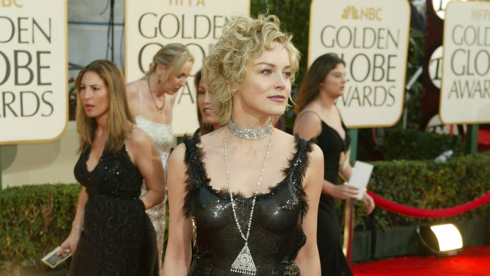 Sharon Stone u kreaciji modne kuće Versace