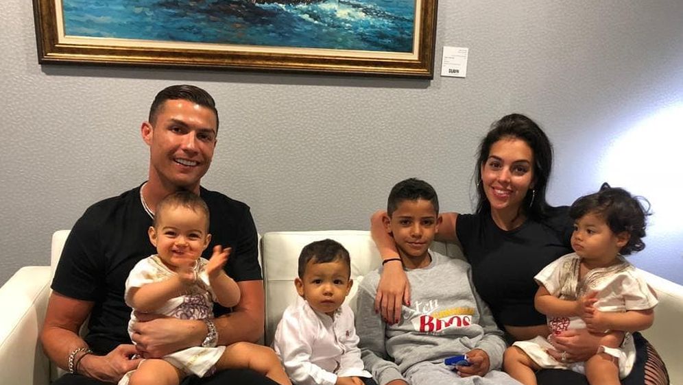 Ronaldo i Georgina (Foto: Instagram)