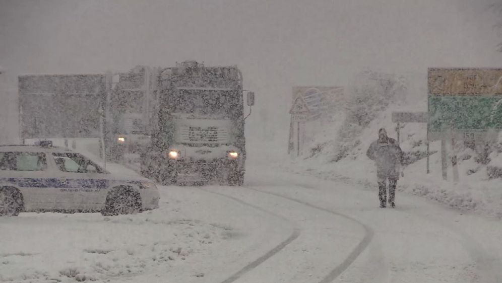 Snijeg stvara probleme na cestama (Foto: Dnevnik.hr) - 4