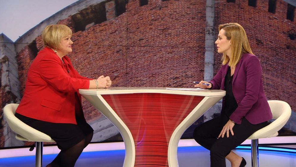 Ivana Brkić Tomljenović razgovara s predsjednicom Glasa Ankom Mrak Taritaš (Foto: Dnevnik.hr) - 2