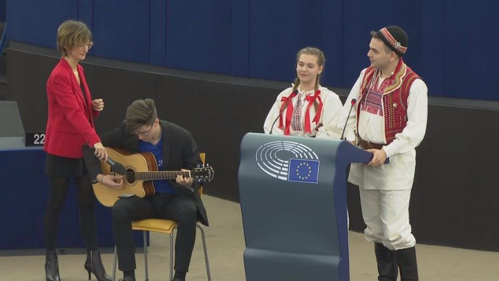 Mladi preuzeli Europski parlament - 5