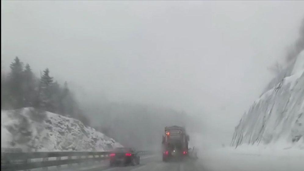 Sniježna mećava u prometu - 1