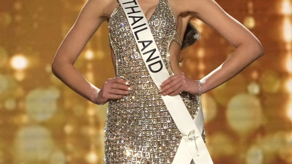 Haljina koju je nosila Miss Tajlanda je napravljena od otvarača za limenke